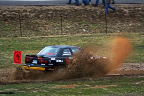 Christy Carlson makes a splash in her Nissan Sentra SE-R at 100 acre Wood